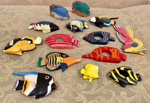 lot 72 image: Fish Decor and Napkin Holders