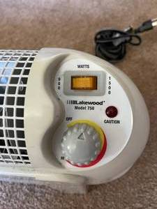 lot 125 image: Lakewood 900 1500 Watt Electric Heater
