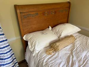 lot 146 image: Wooden Floral Painted Head and Foot Board With Wooden Bed Frame