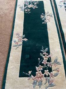 lot 147 image: 2 Matching Floral Throw Rugs