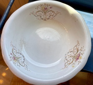 lot 99 image: Warwick Bowl