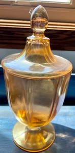 lot 96 image: Carnival Glass Vessels