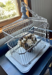 lot 94 image: Decorative Cage
