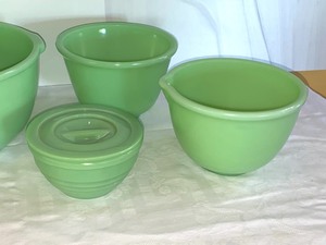 lot 2 image: Jadeite- Four Pieces