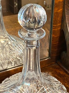 lot 209A image: Beautiful Waterford Decanter