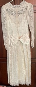 lot 190 image: Vintage Wedding Dress