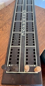 lot 250 image: Large Cribbage Board