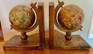 lot 271 image: Great Globe Bookends