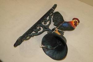 lot 181 image: Vintage Cast Iron Rooster with Bell