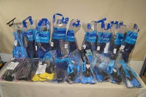 lot 134 image: Cressi Short Swim Fins