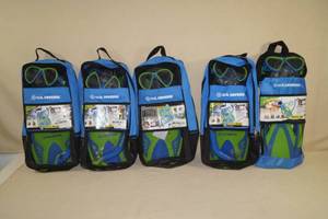 lot 140 image: 5 US Divers Youth Snorkel Kits