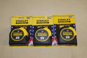 lot 169 image: 3 Stanley Fatmax Classic 35 Tape Measures