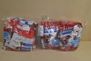 lot 159 image: Purina Alpo Dental Chews Dog Treats