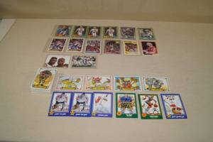 lot 85 image: Mixed Lot of Cards - Steve Young and Bruce Smith Rookies