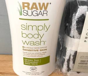 lot 84 image: Body Lotion and Wash Cloth Lot