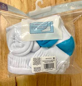 lot 156 image: Lot of 20 Pairs of ToddlerPreschool Childrens Socks