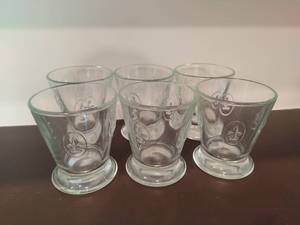 lot 115 image: Cocktail Glasses