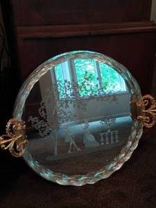 lot 29 image: Murano Tray
