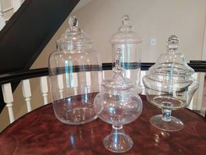 lot 64 image: Four Lidded Glass Jars