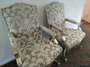 lot 70 image: Pair of Henredon Armchairs