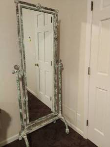 lot 74 image: Floor Mirror
