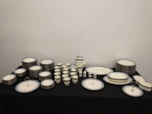 lot 251 image: Huge Collection of Noritake China