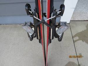 lot 25 image: Downhill Skis