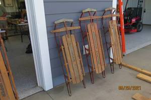 lot 53 image: 3 Vintage Snow Sleds - small