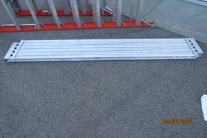 lot 71 image: Keller Brand Plank Model PA208K