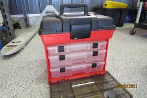 lot 83 image: Tool Box