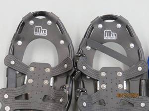 lot 132 image: Snowshoes
