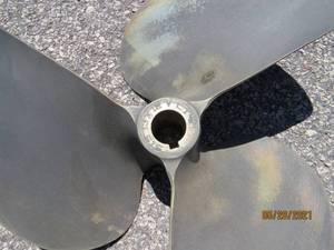 lot 165 image: Brass Propeller