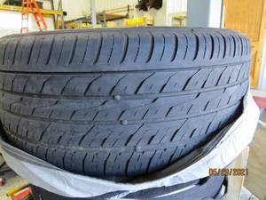 lot 173 image: Automobile wheels