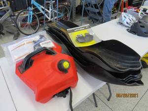 lot 182 image: Snowmobile Accessories