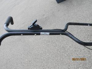 lot 209 image: Lawn Spreader