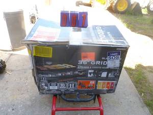 lot 7 image: Black Stone 36 LP Griddle. Appears new. May be missing a few bolts. As shown. THIS ITEM HAS A RESERVE.