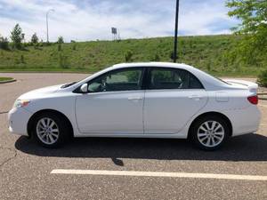 2009 Toyota Corolla XLE - 2 OWNER