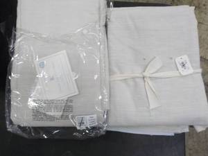 Pair of Pottery Barn Kids Evelyn Bl...