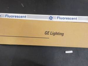 5 Fluorescent Light Bulbs...