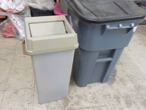 2 Garbage Cans- Large one needs a w...