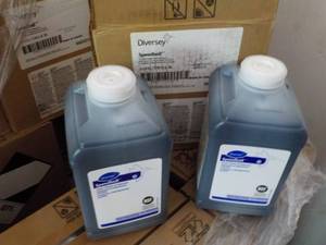 4 Jugs Diversey Speedball Cleaner a...