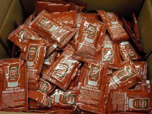 4 cases 200 count each Heinz Tomato...