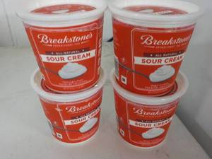 4 Tubs Breakstones Sour Cream Mar 2...