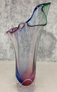 lot 103 image: Unique Colored Glass Vase