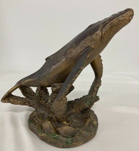 lot 125 image: Wyland Bronze Sculpture