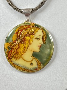 lot 22 image: Vintage Figural Hand Painted Sterling Silver Pendant Necklace