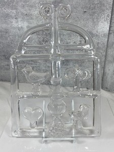 lot 35 image: Kosta Boda Hanging Glass Suncatcher Birds in a Cage