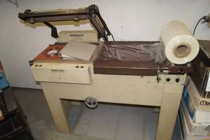 lot 7 image: Sergeant Packaging Shrink Wrap System with Conveyor