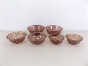 lot 24 image: Vintage 6 Piece Pyrex Cranberry Mixing Bowl Set