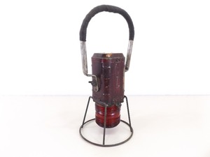 lot 32 image: Antique JustRite Railroad Lantern